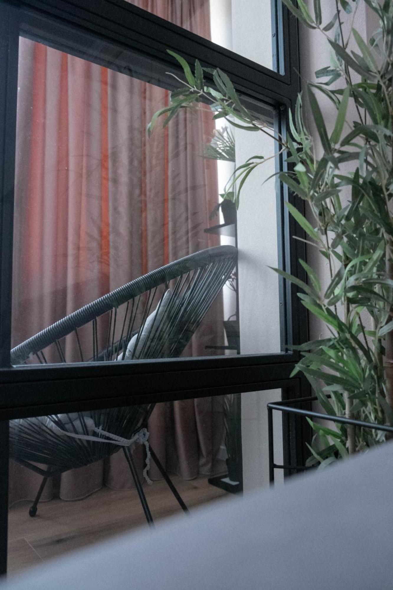 Cosy 2 Rooms Apartment In The Center Of The City Bucareste Exterior foto