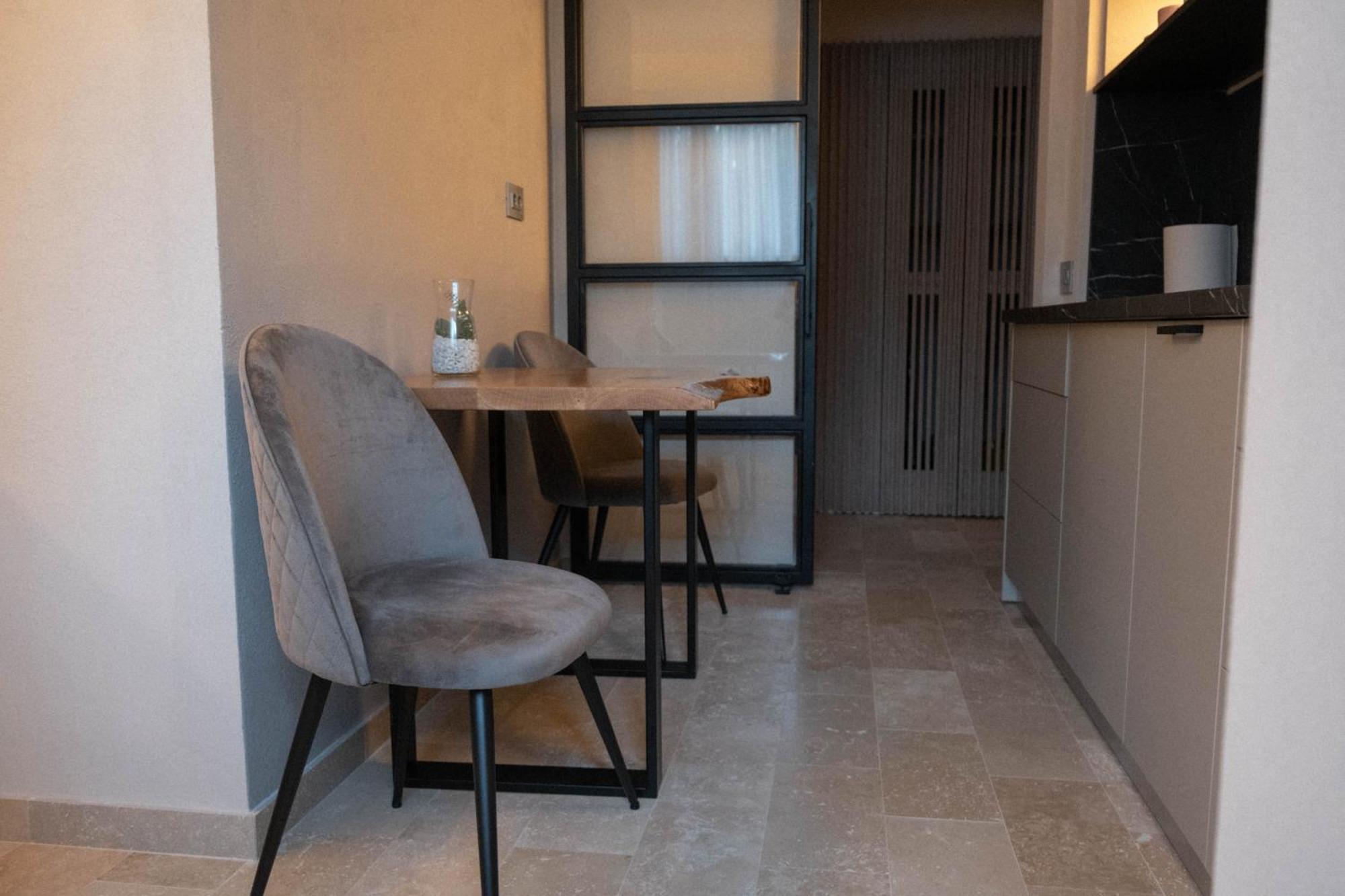 Cosy 2 Rooms Apartment In The Center Of The City Bucareste Exterior foto