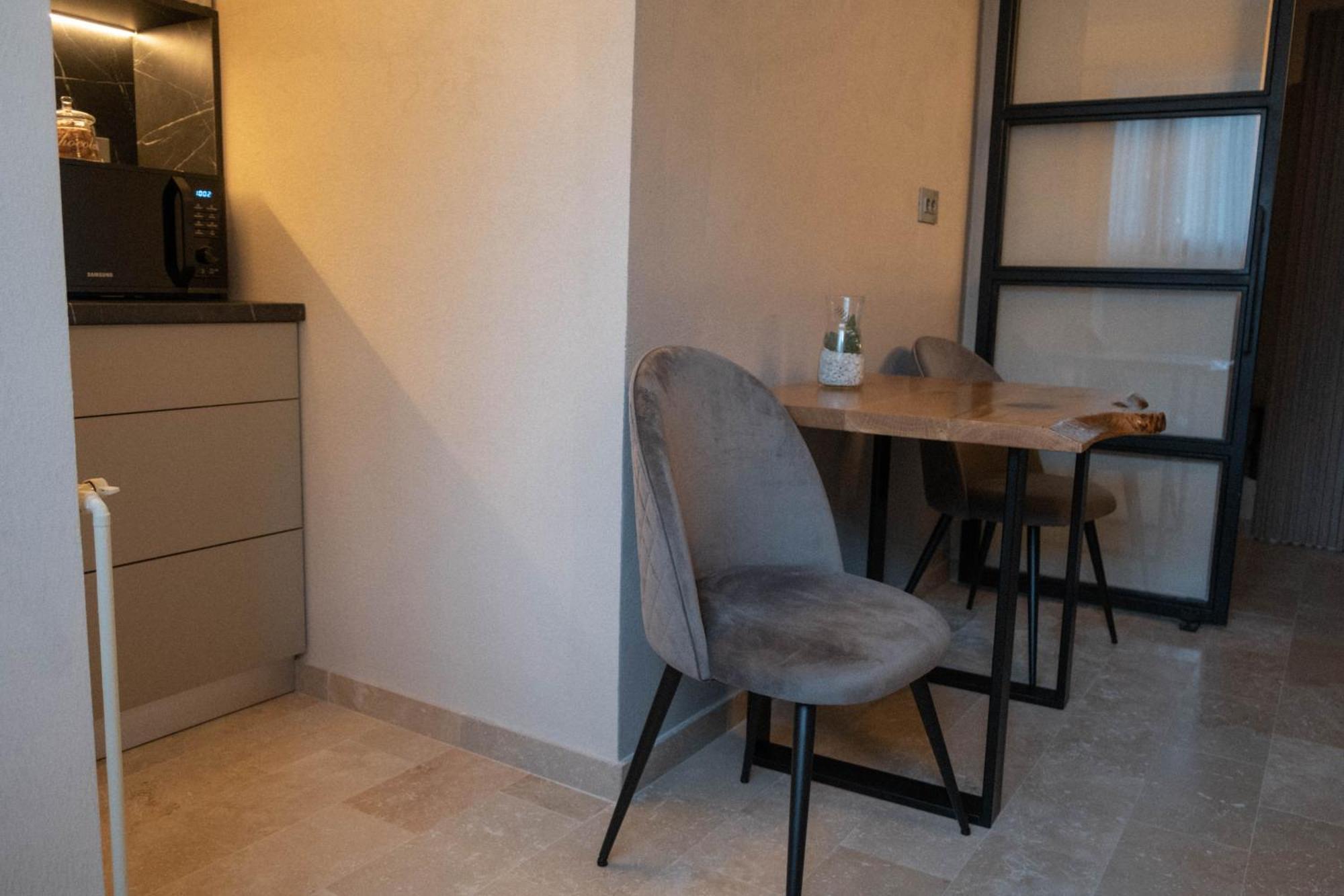 Cosy 2 Rooms Apartment In The Center Of The City Bucareste Exterior foto
